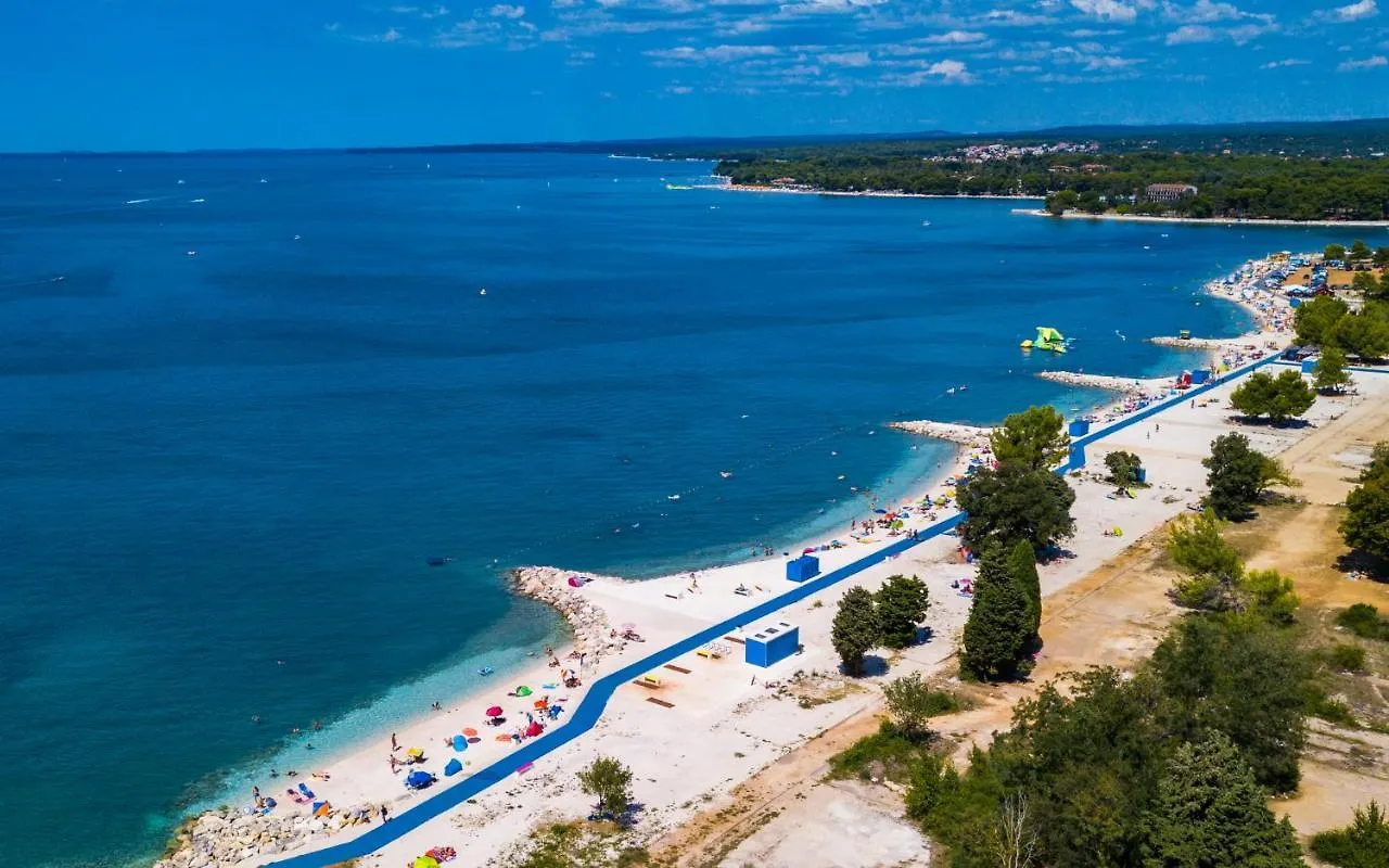 Villa Elena: Seaside Luxury with Whirlpool and Brijuni Islands View Fazana 0*,  Croatia